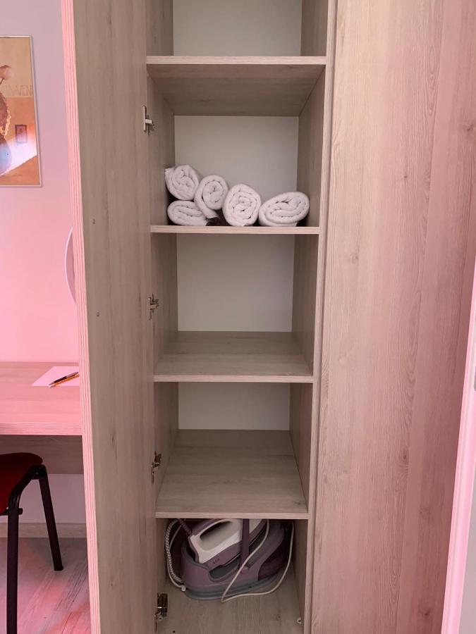 Simona Apartament Palas Mall Yaş Dış mekan fotoğraf