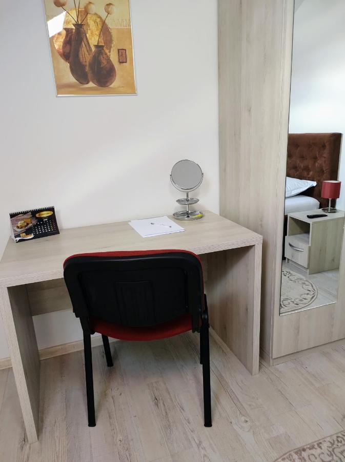 Simona Apartament Palas Mall Yaş Dış mekan fotoğraf