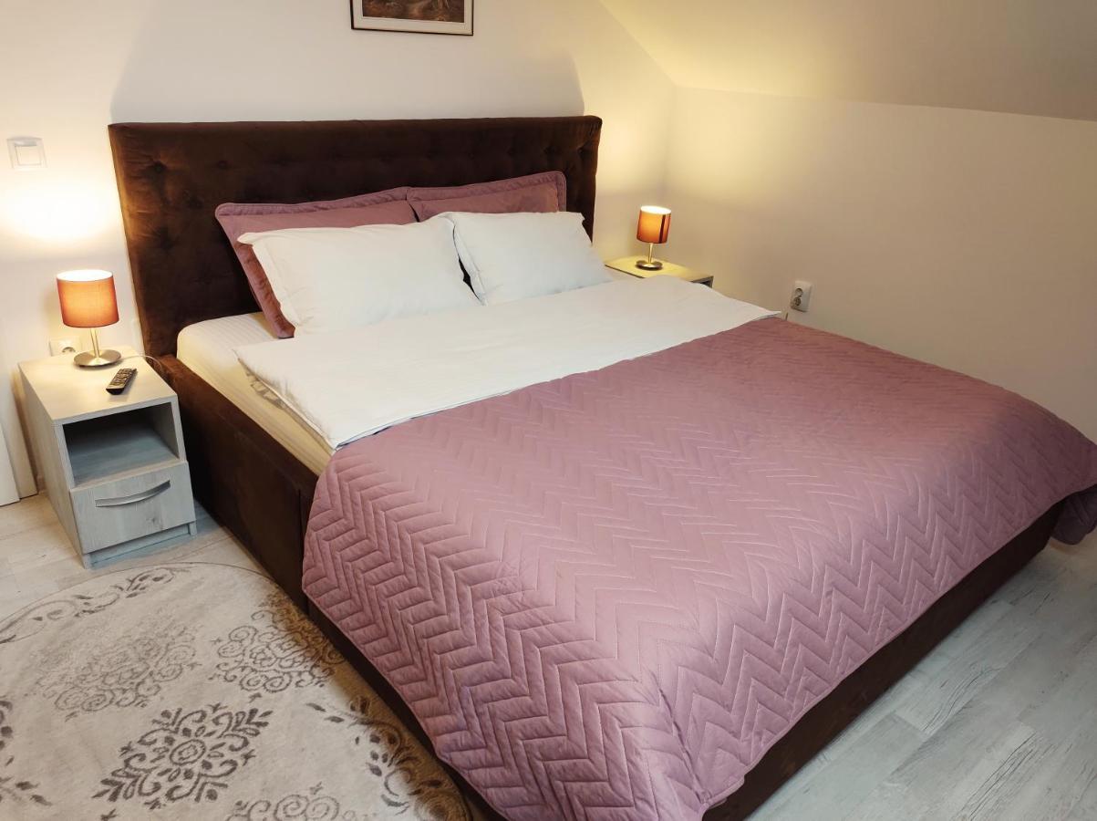 Simona Apartament Palas Mall Yaş Dış mekan fotoğraf